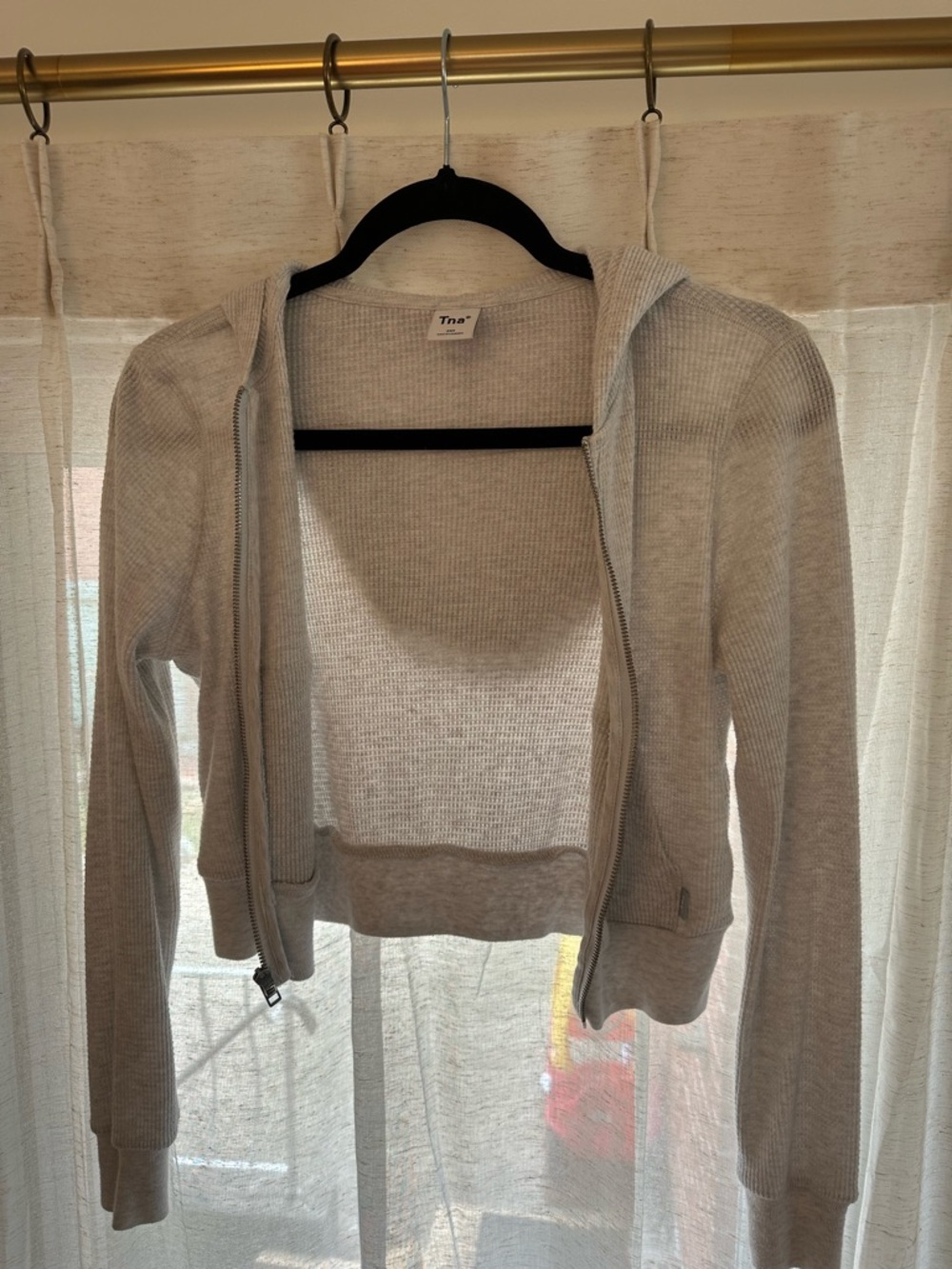 TNA Light Gray Waffle-Knit Cropped Zip Hoodie